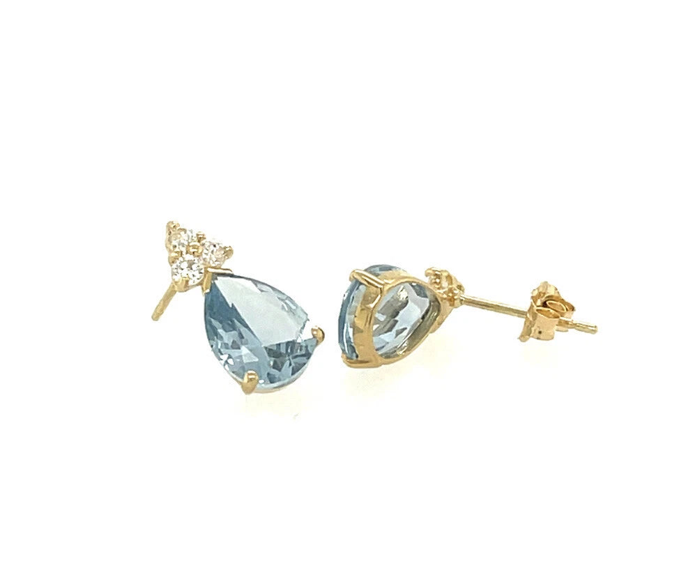 14k Yellow Gold Pear Shape Stud Earrings