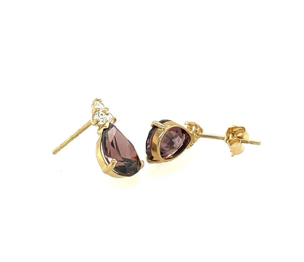 14k Yellow Gold Pear Shape Stud Earrings
