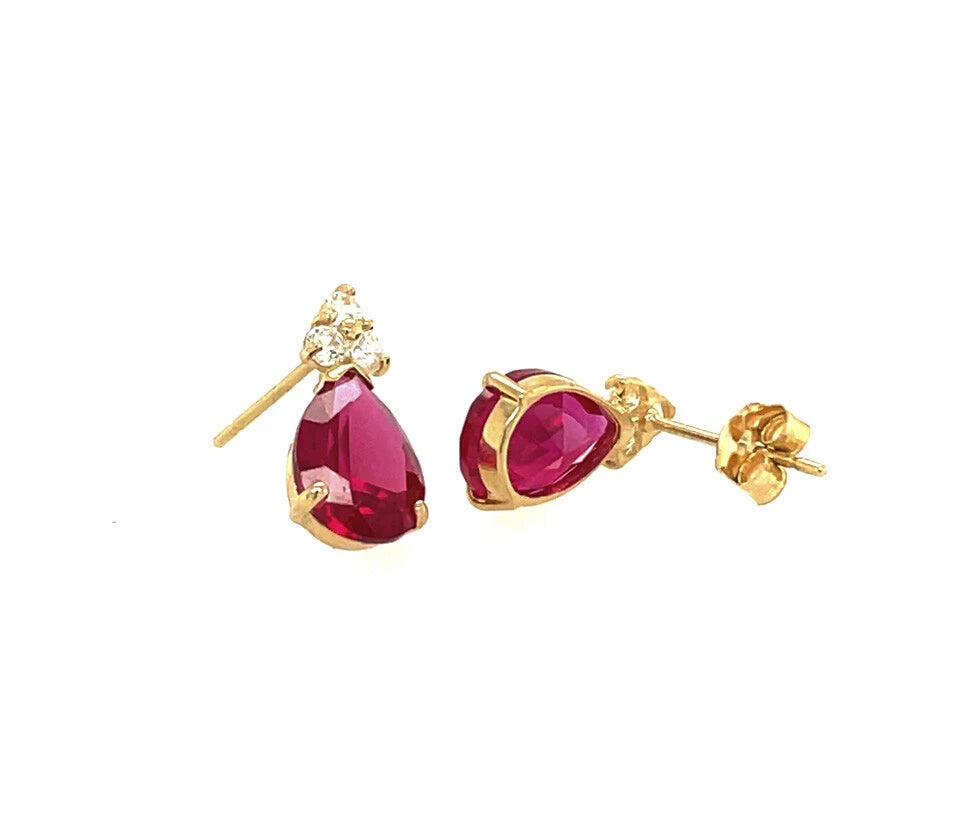 14k Yellow Gold Pear Shape Stud Earrings