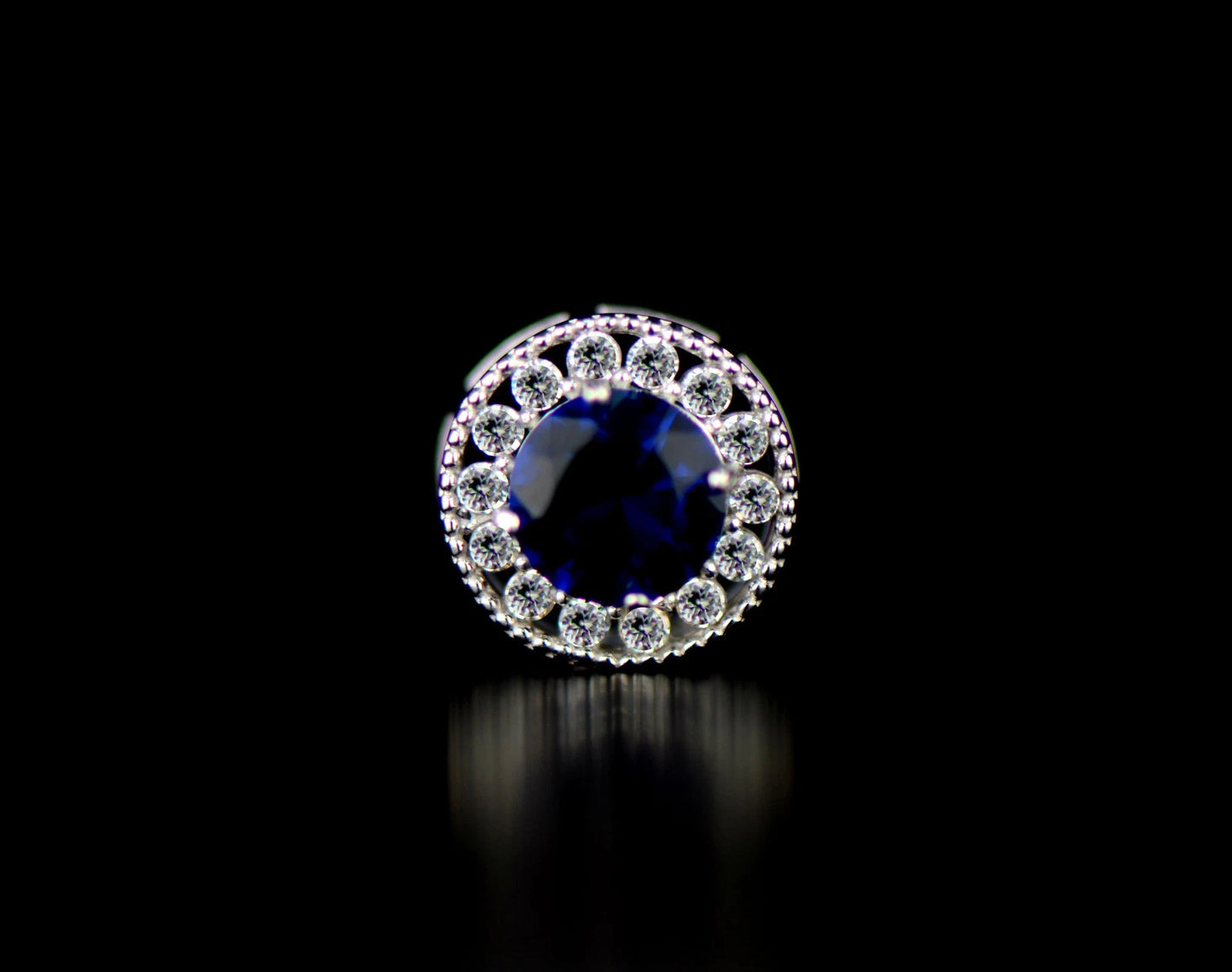 14k White Gold Halo Round Pendant