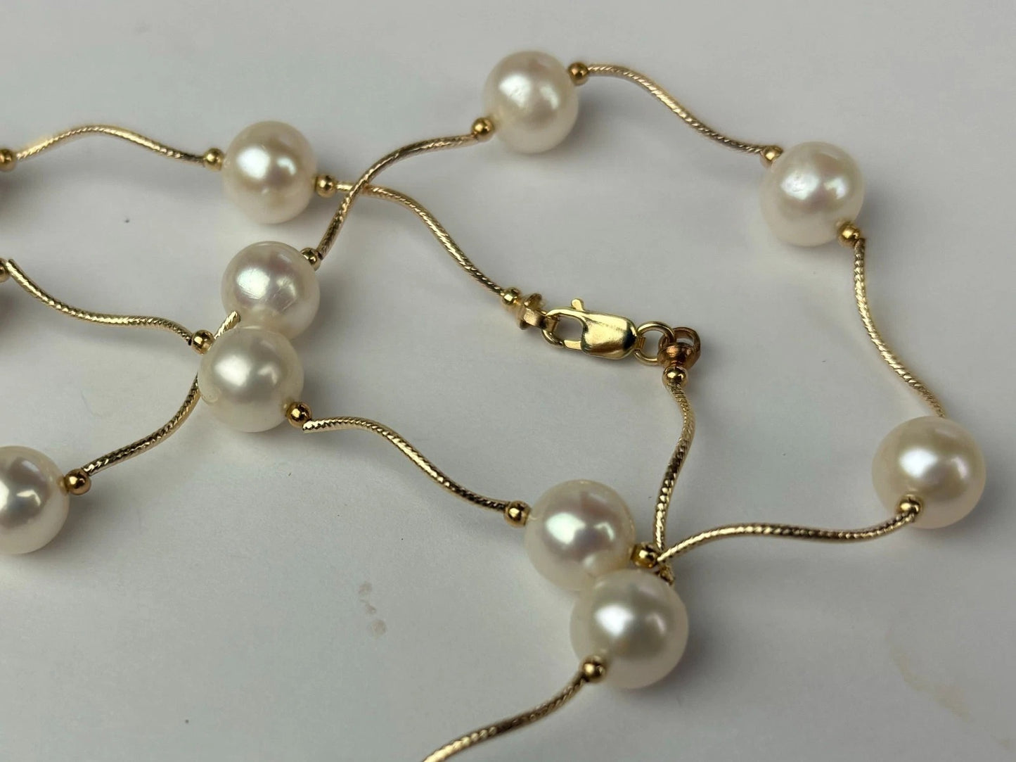 14K Yellow Gold Elegant Freshwater Pearl Necklace for Women