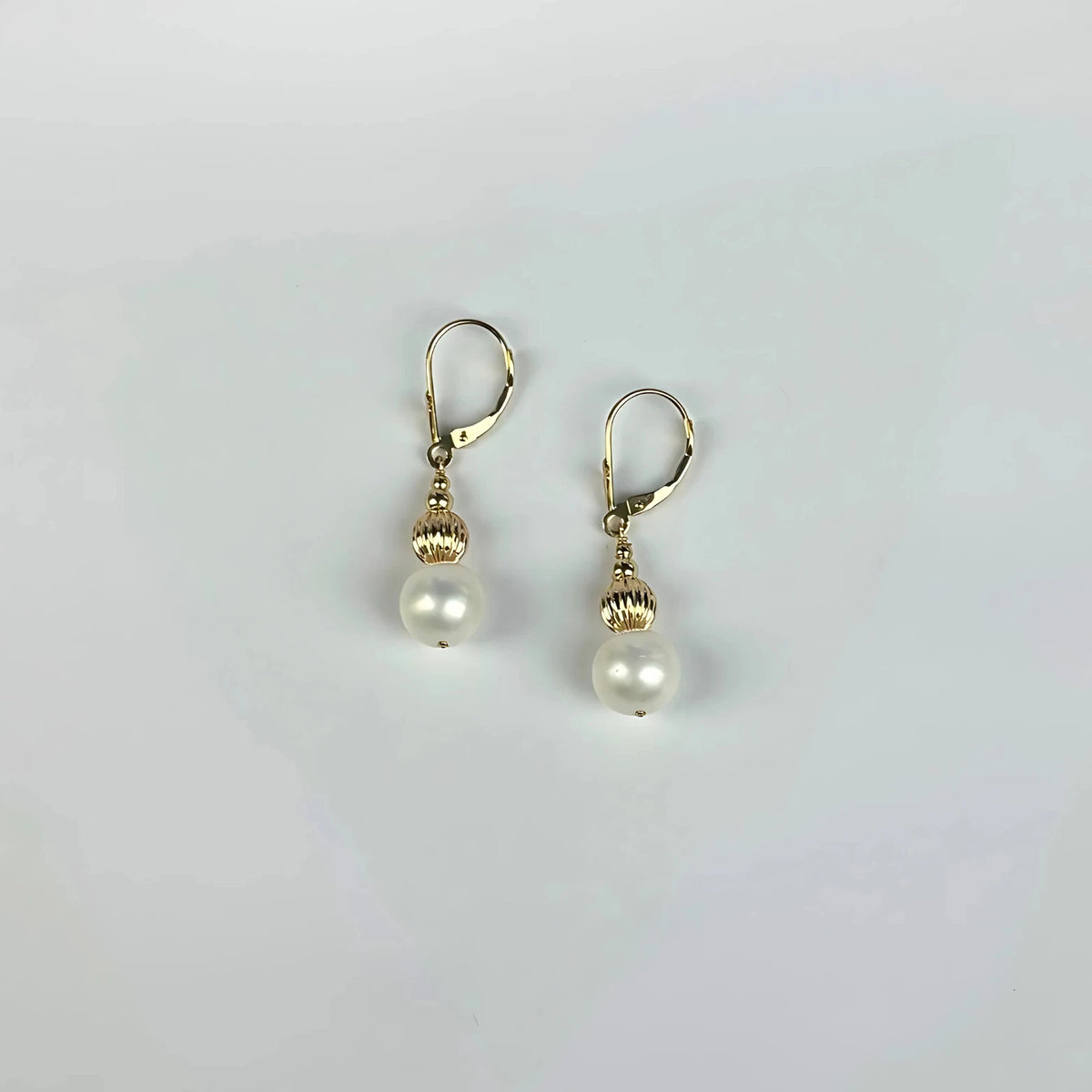 14K Yellow Gold Elegant Freshwater Pearl Dangel Earrings for Women