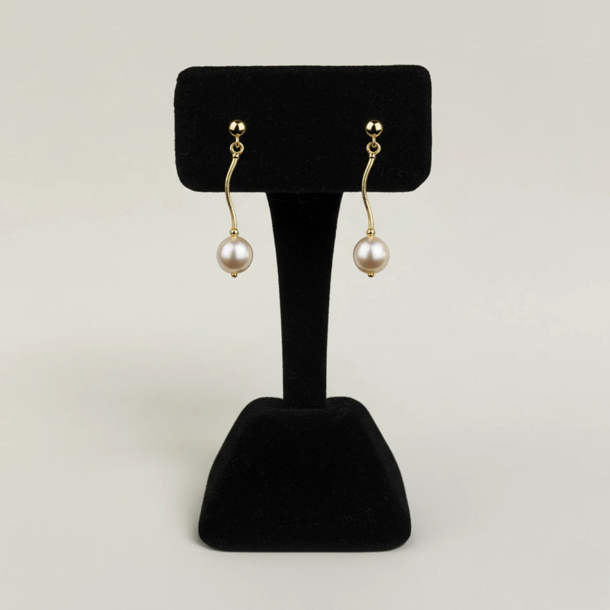 14K Yellow Gold Elegant Freshwater Pearl Dangle Earrings for Women