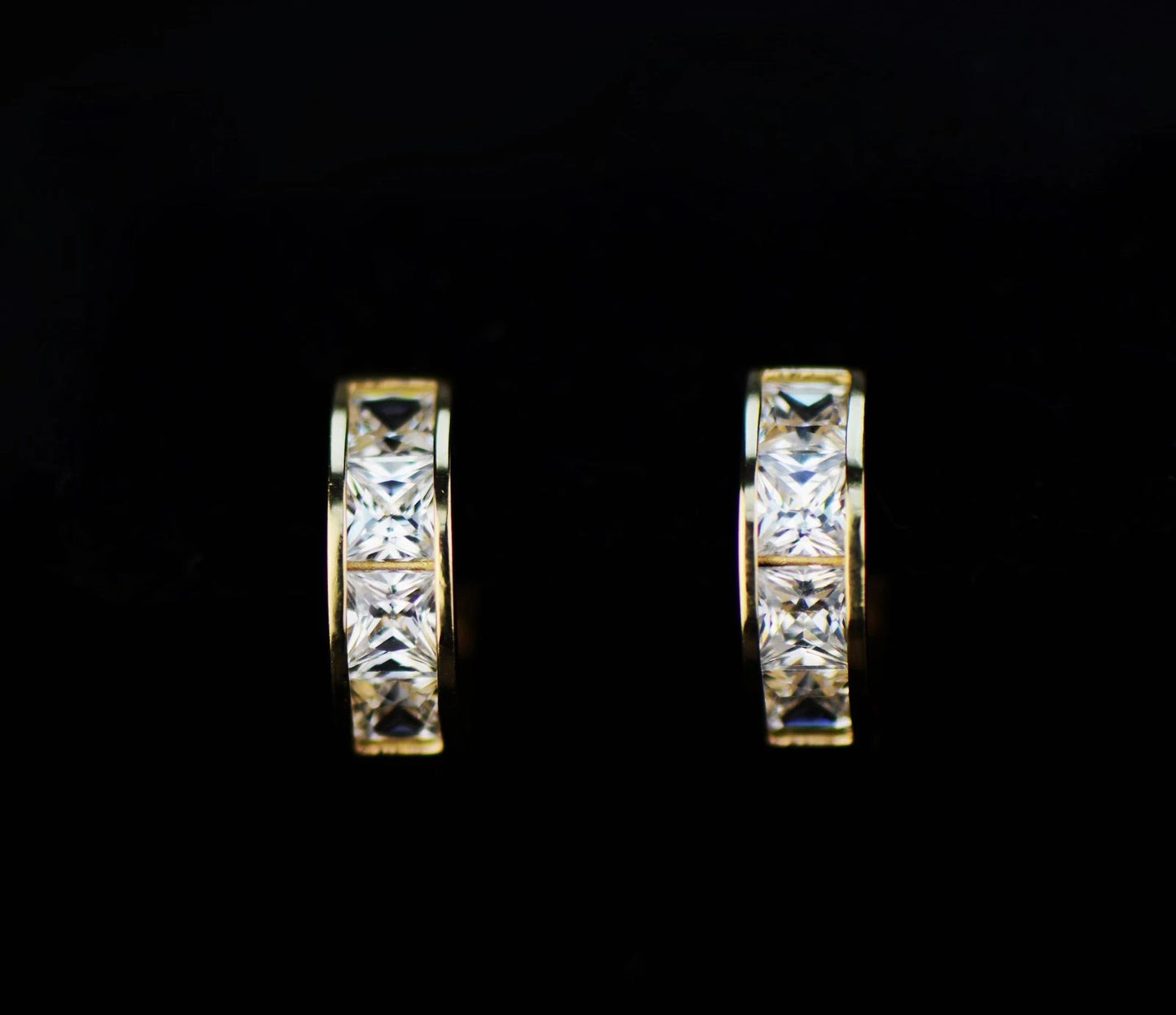 14K Yellow Gold Princess Cut Huggie Hoop Earrings