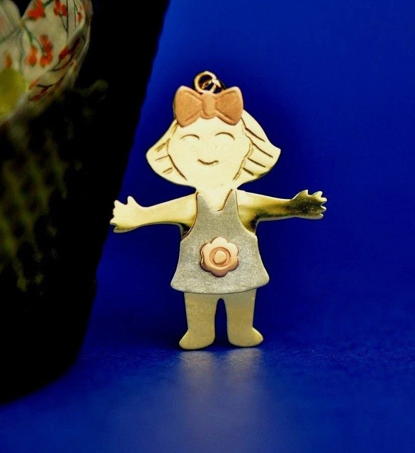 14k Yellow Gold Little Boy or Girl Pendant