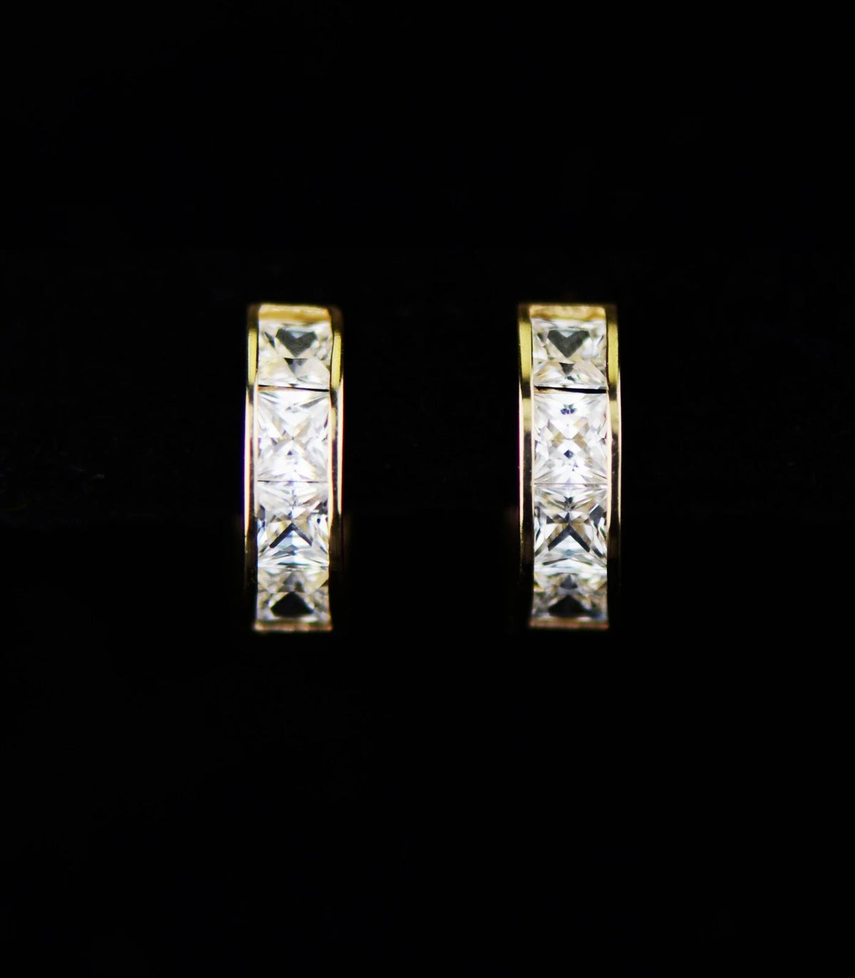 14K Yellow Gold Princess Cut Huggie Hoop Earrings