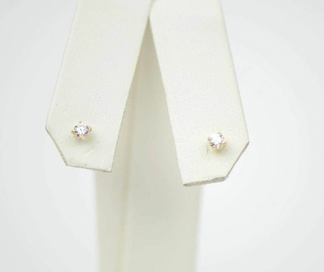 CZ Stud Earring Round cut in 14k yellow gold Screw back