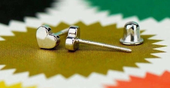 14K Solid White Yellow Gold Metal Heart Shape Stud Earrings